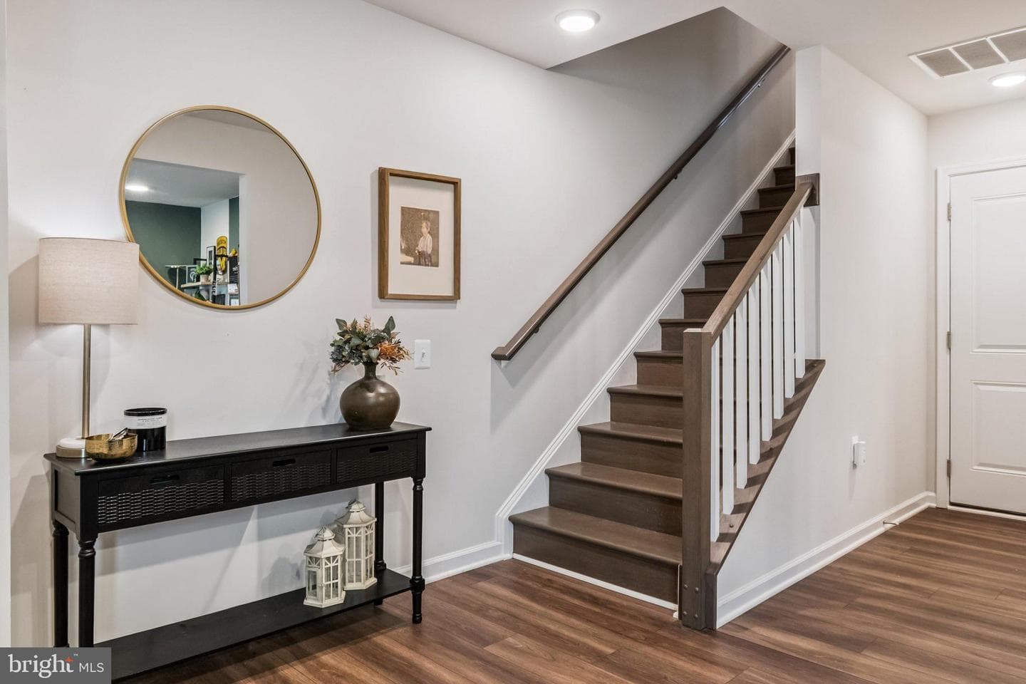 15055 Jaxton Square photo 3
