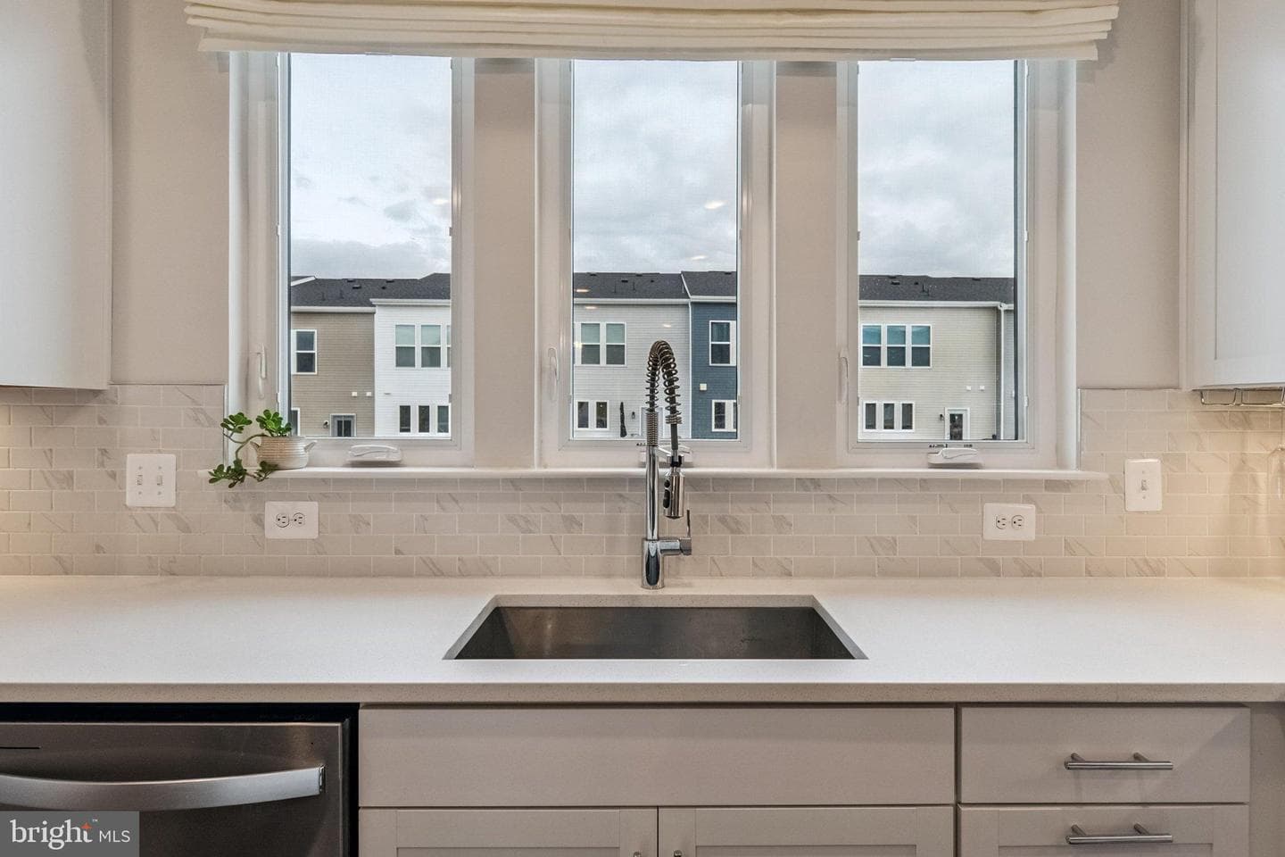 15055 Jaxton Square photo 8