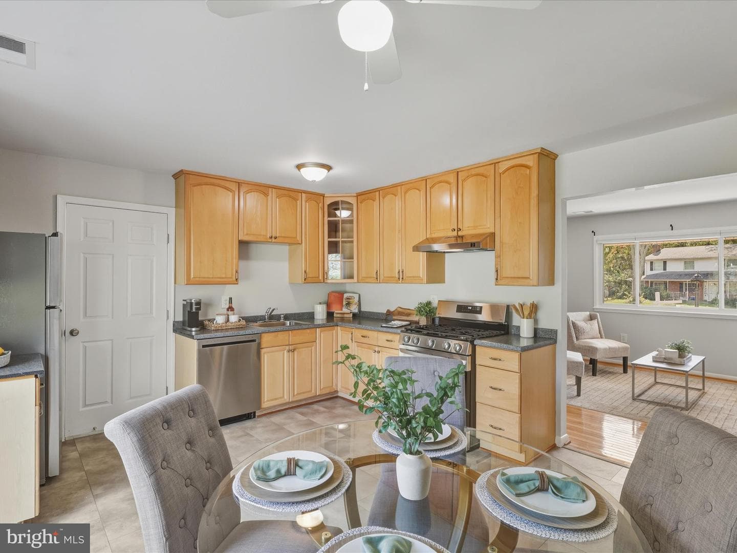 13203 Hampshire Court photo 11