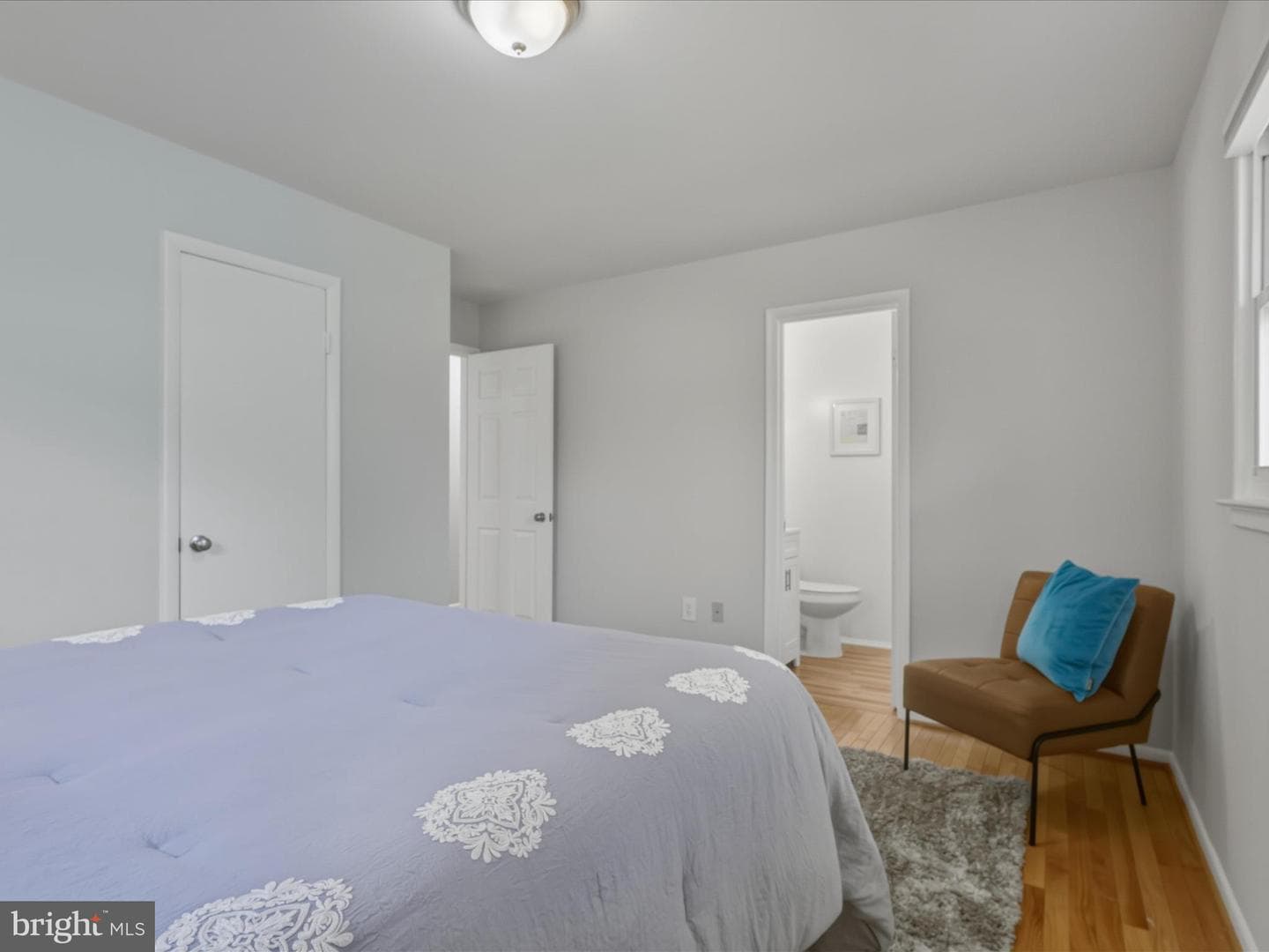 13203 Hampshire Court photo 17