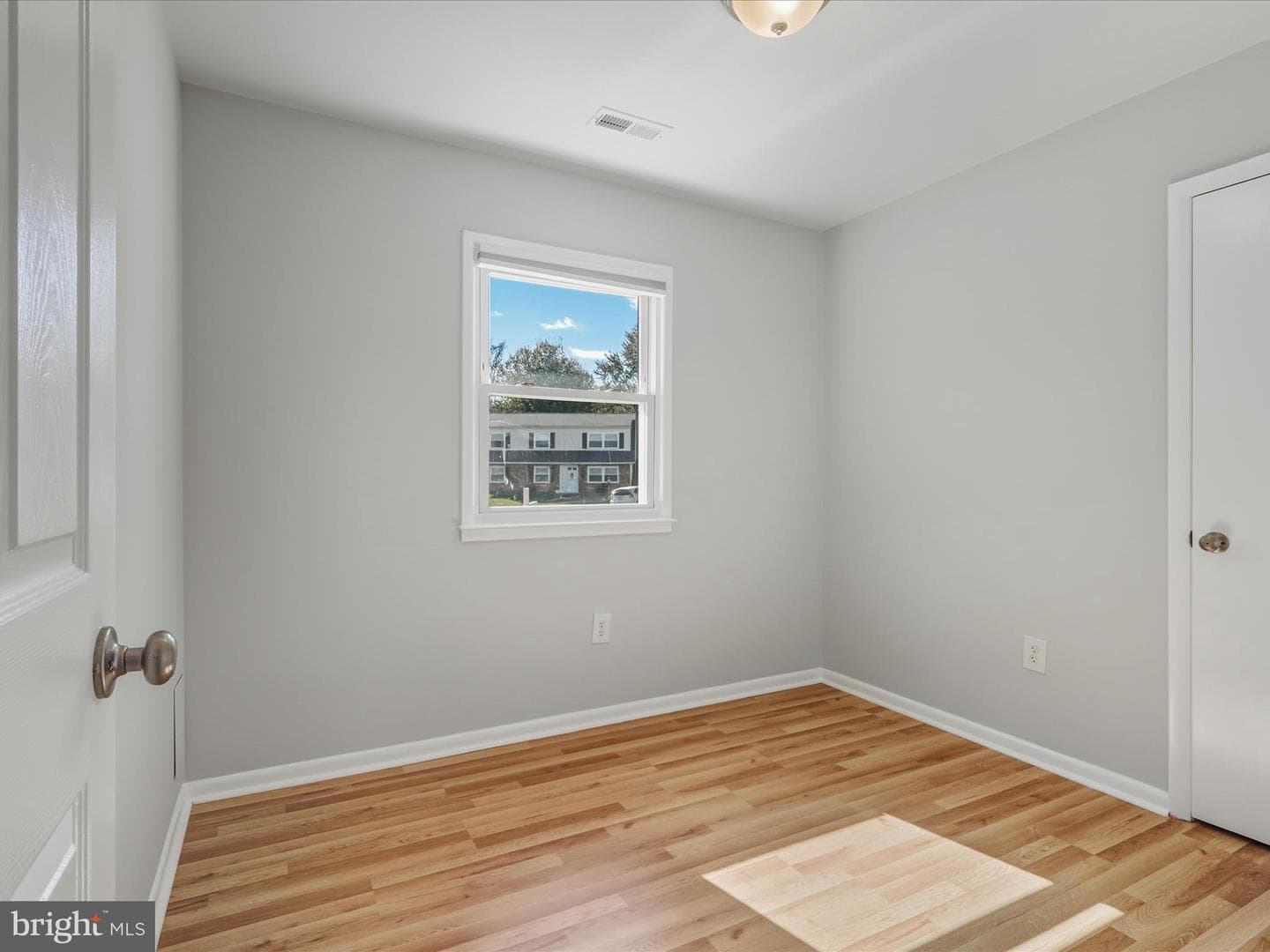13203 Hampshire Court photo 19