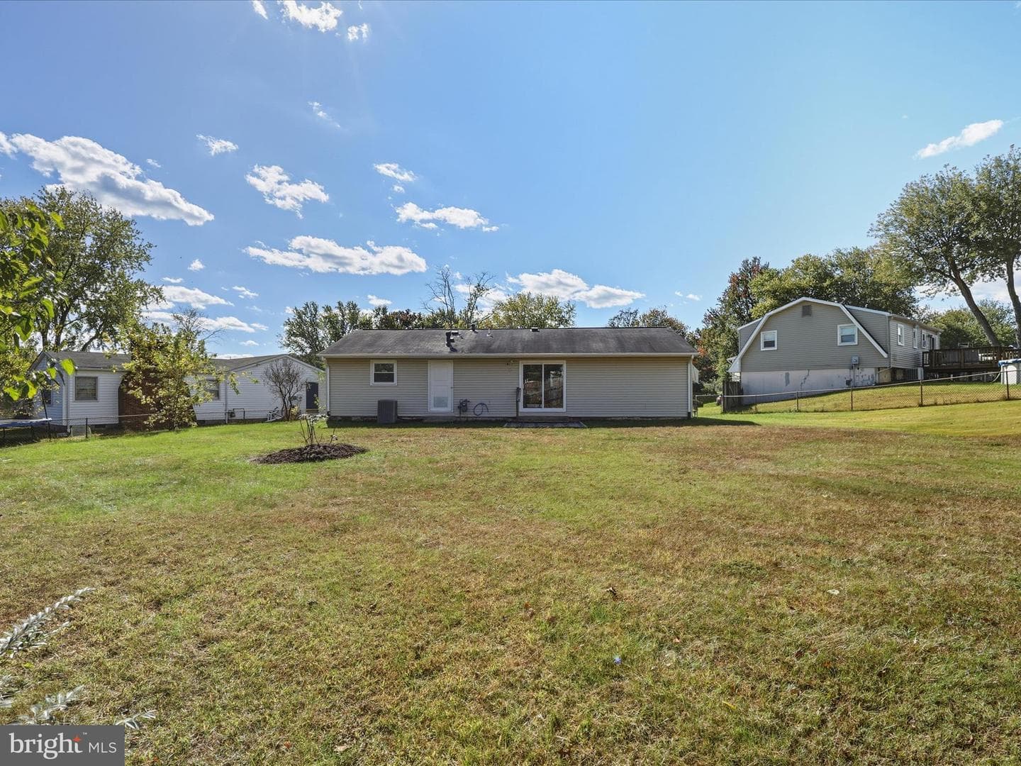 13203 Hampshire Court photo 24