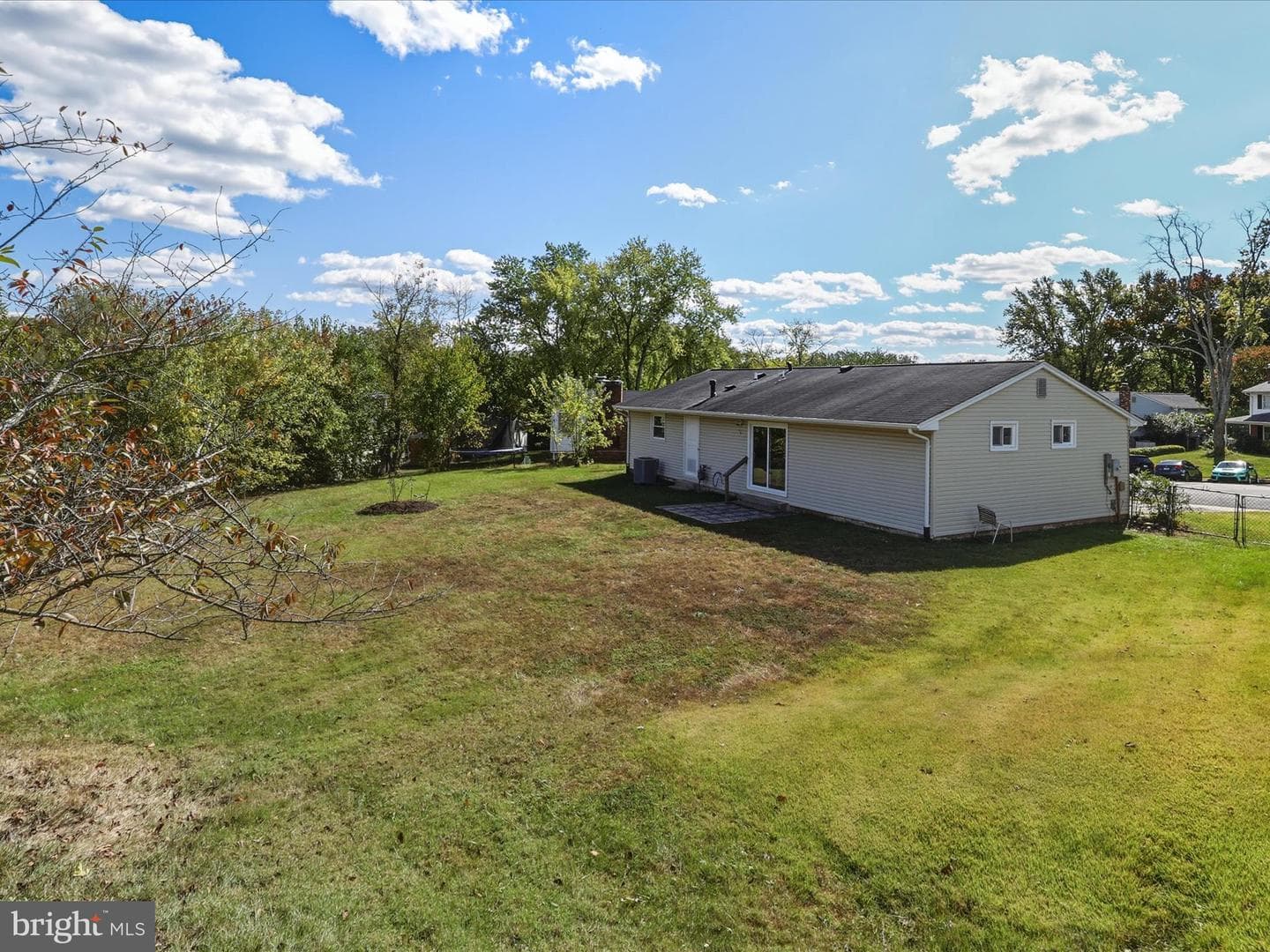 13203 Hampshire Court photo 26