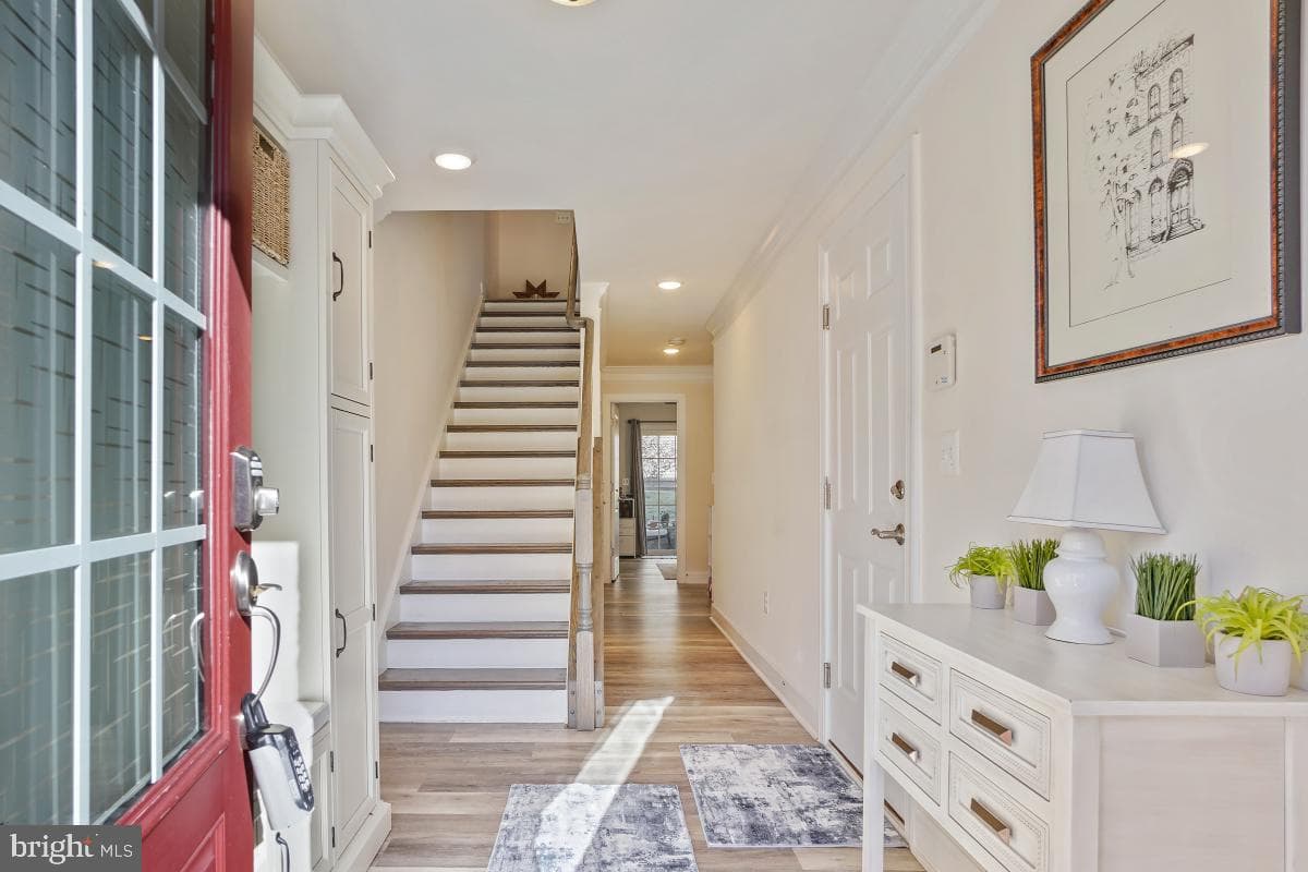 8754 Elsing Green Drive photo 21