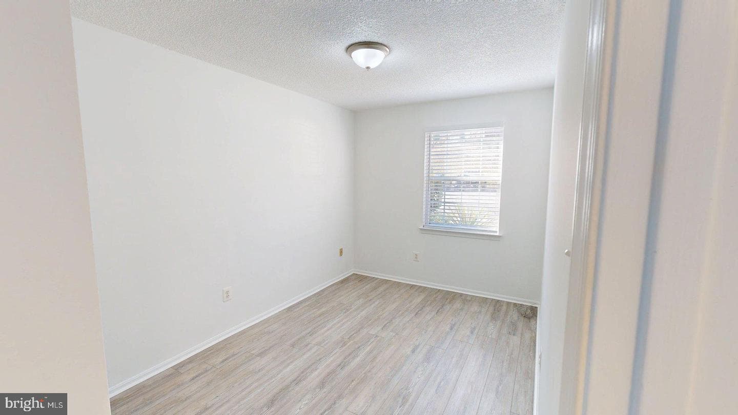 12199 Chaucer Lane #12199 photo 6