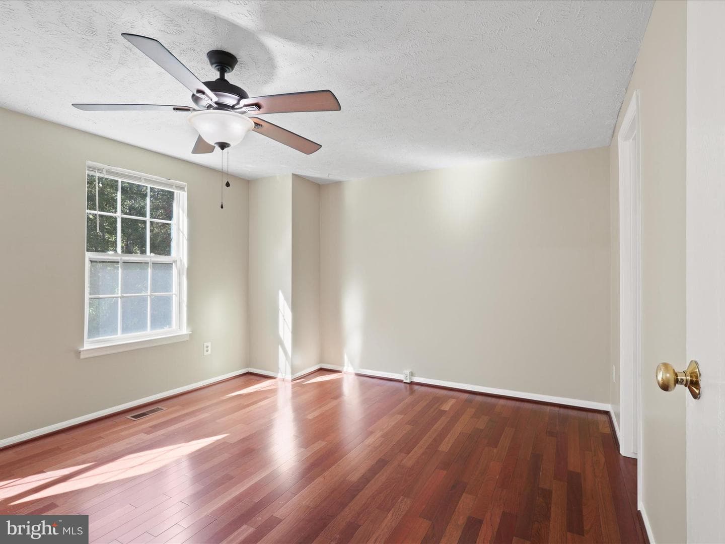 4757 Hersand Court photo 11