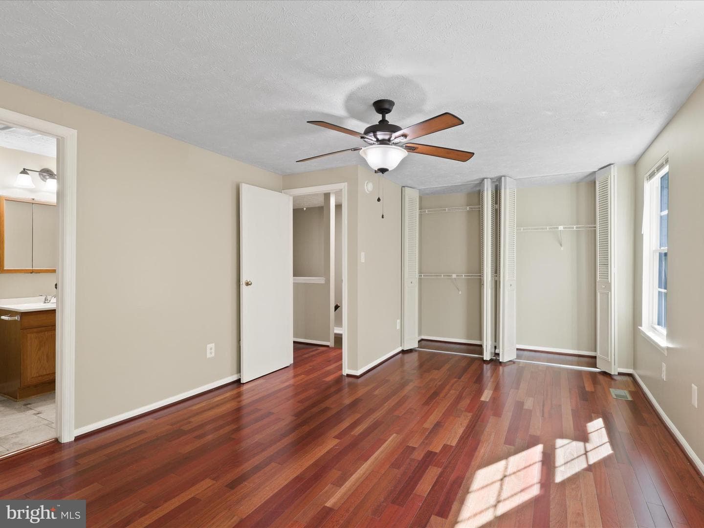4757 Hersand Court photo 13