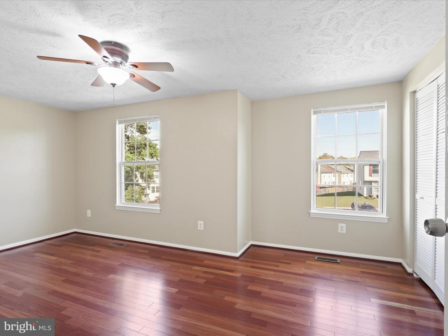 4757 Hersand Court photo 14