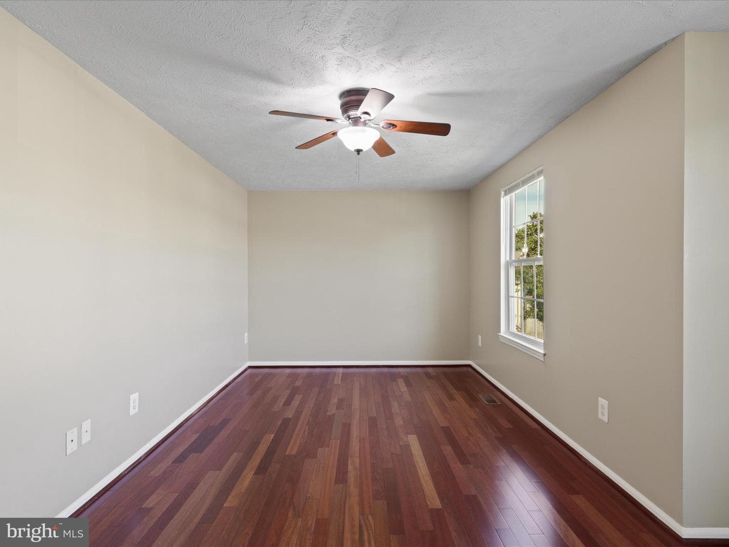 4757 Hersand Court photo 15