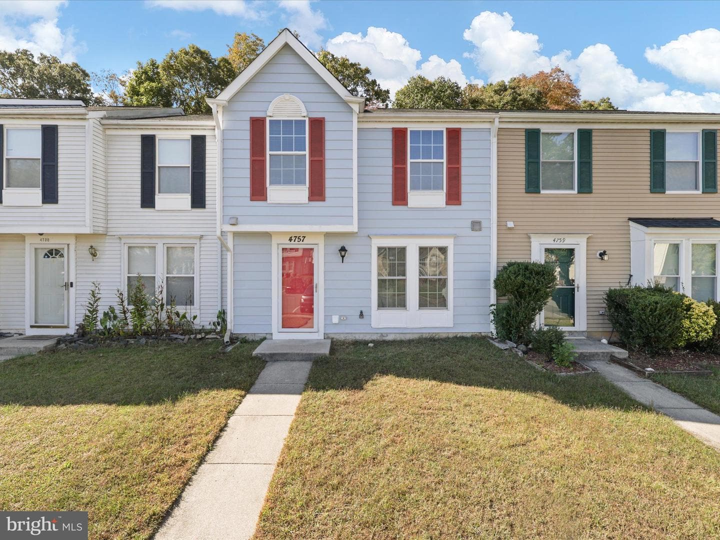 4757 Hersand Court photo 2