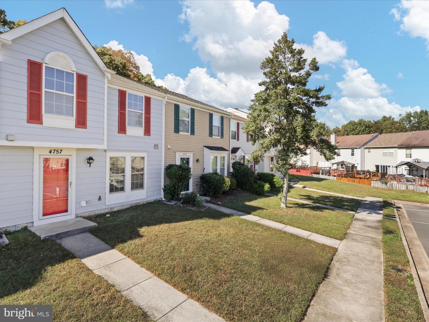 4757 Hersand Court photo 28