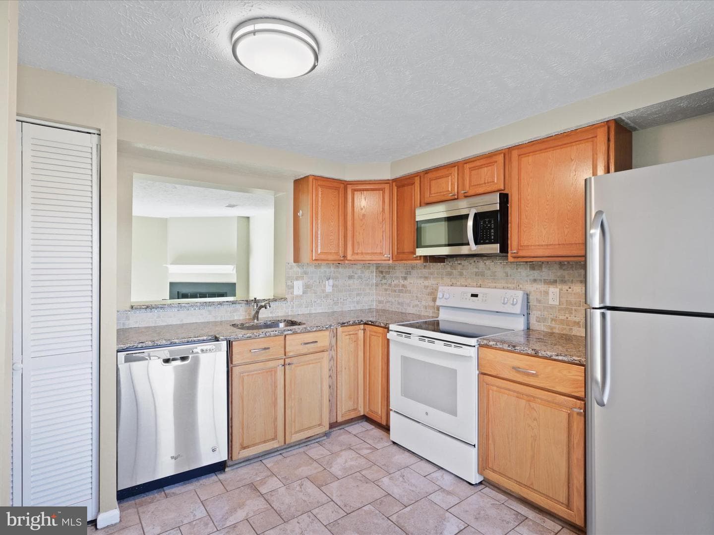 4757 Hersand Court photo 7