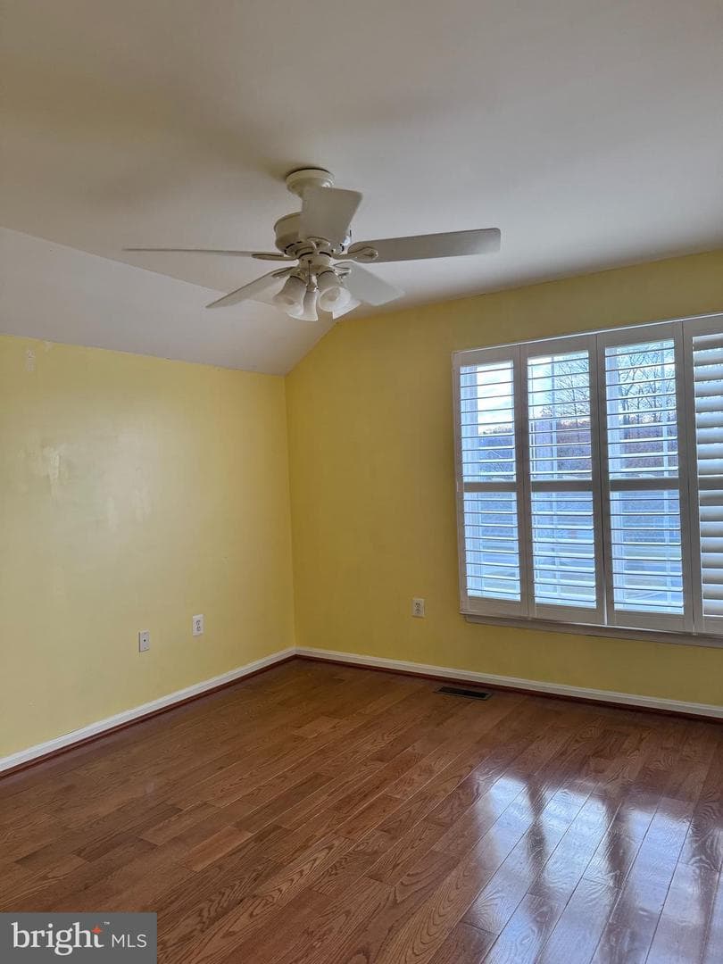 12221 Seaford Court photo 24