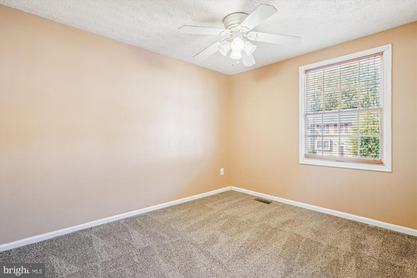 14740 Winding Loop photo 23