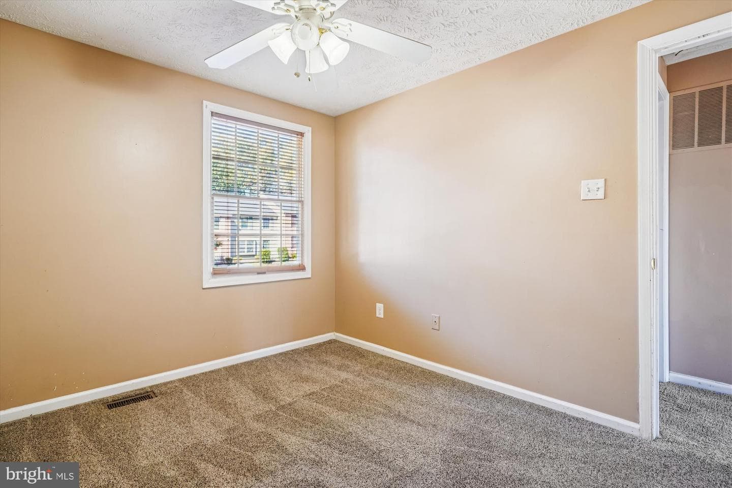 14740 Winding Loop photo 26
