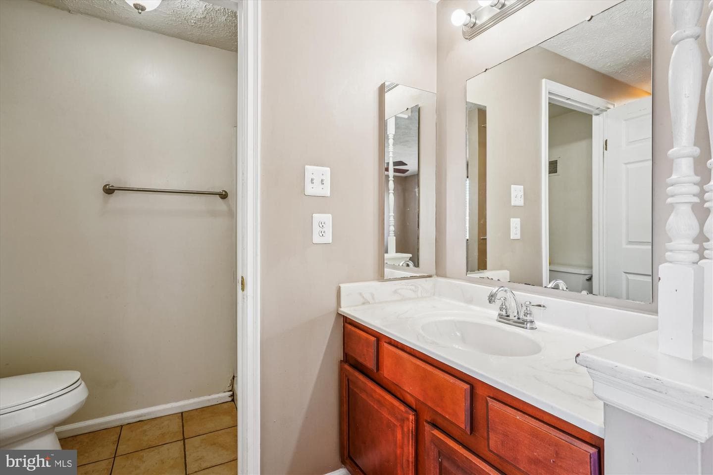 14740 Winding Loop photo 32