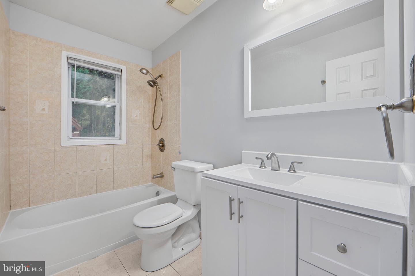 14502 Darbydale Avenue photo 21