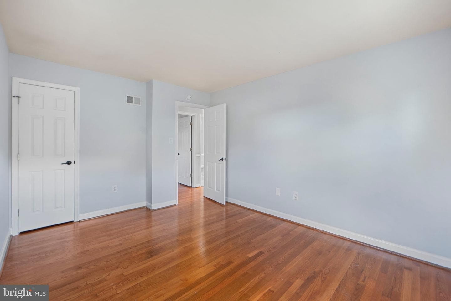 14502 Darbydale Avenue photo 24