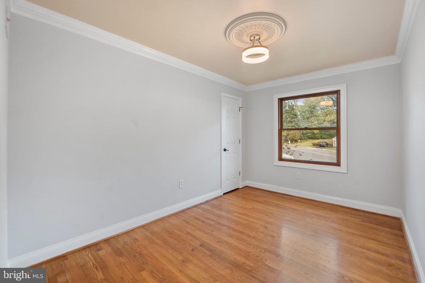 14502 Darbydale Avenue photo 25