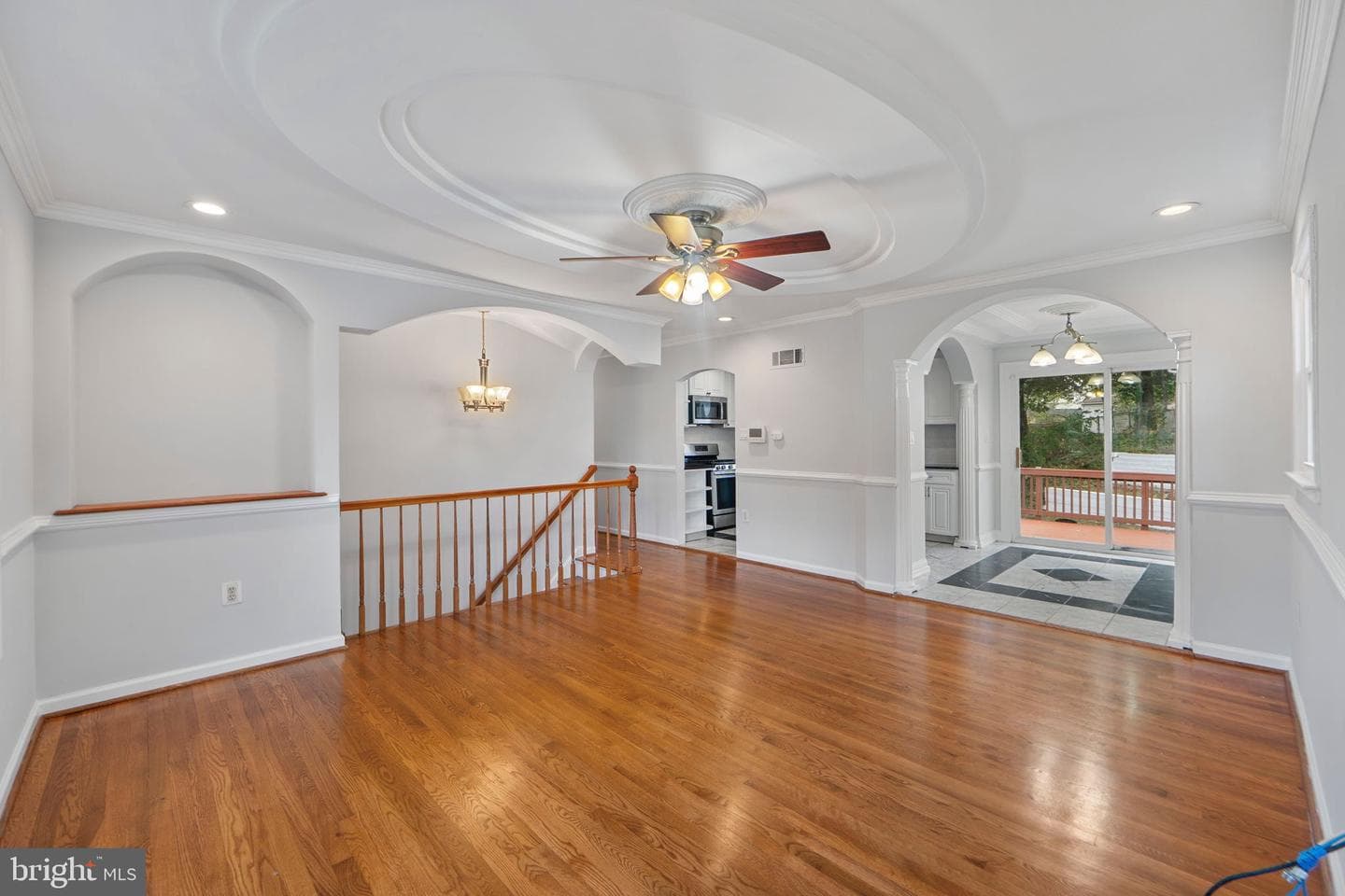 14502 Darbydale Avenue photo 3
