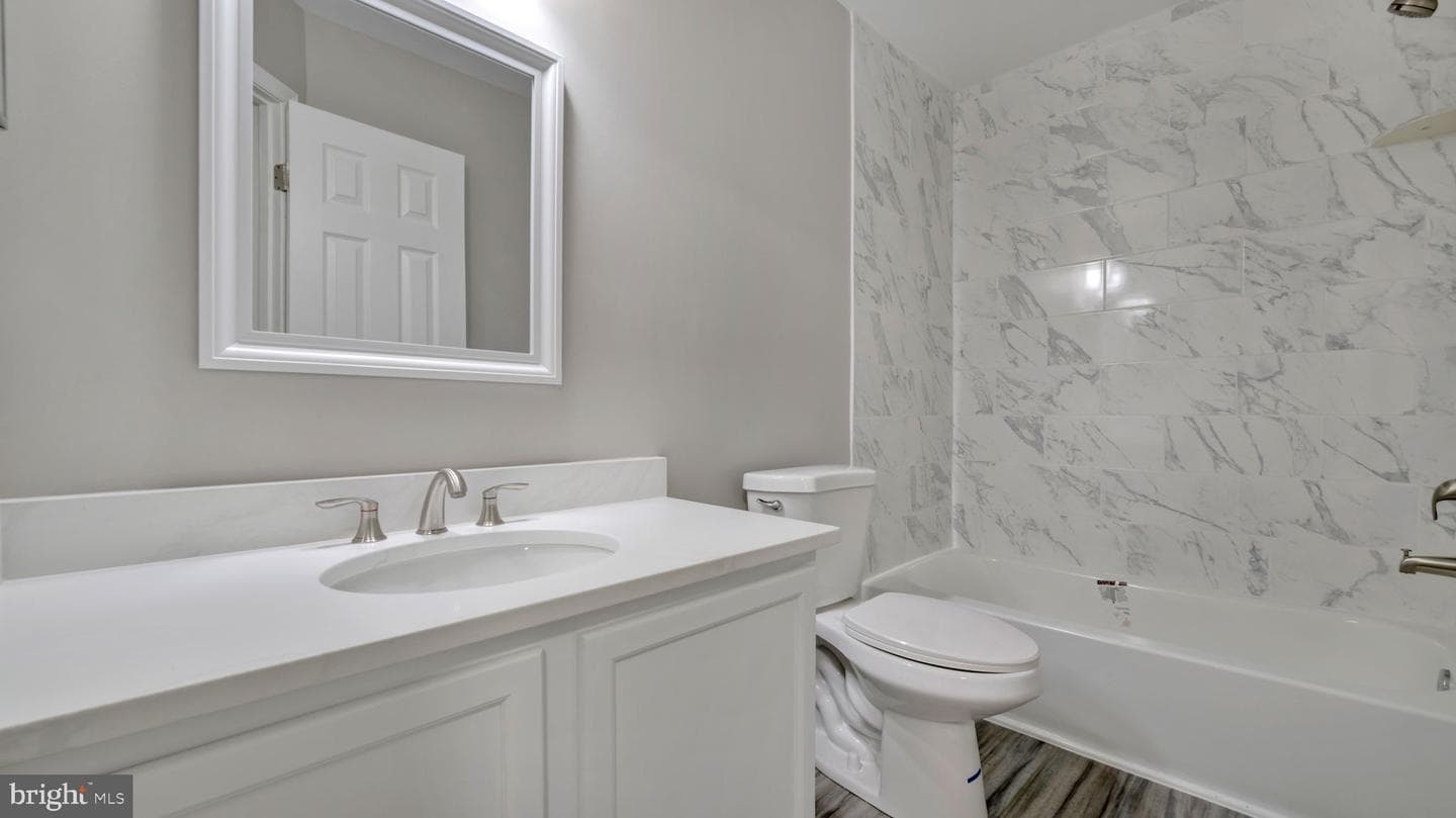 14214 Creekbranch Way photo 15