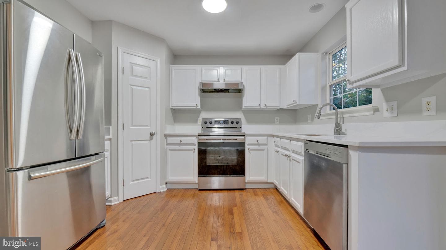 14214 Creekbranch Way photo 8