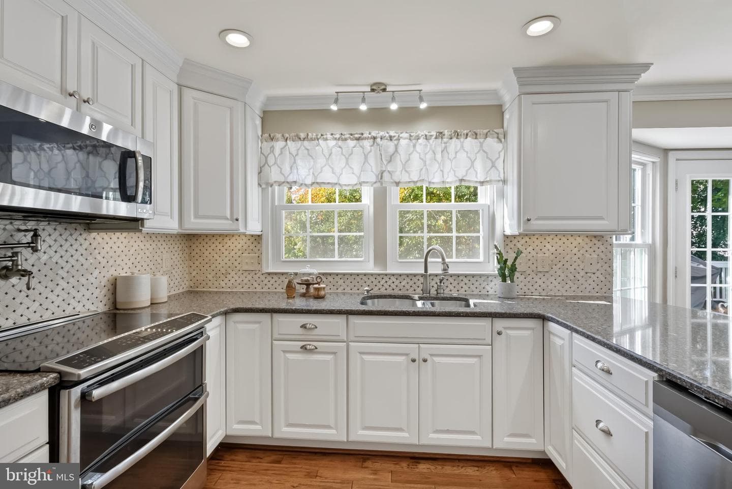3899 Triad Court photo 16