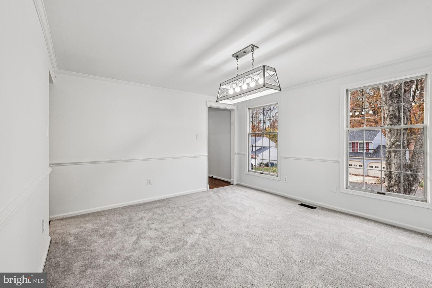 15331 Edgehill Drive photo 20