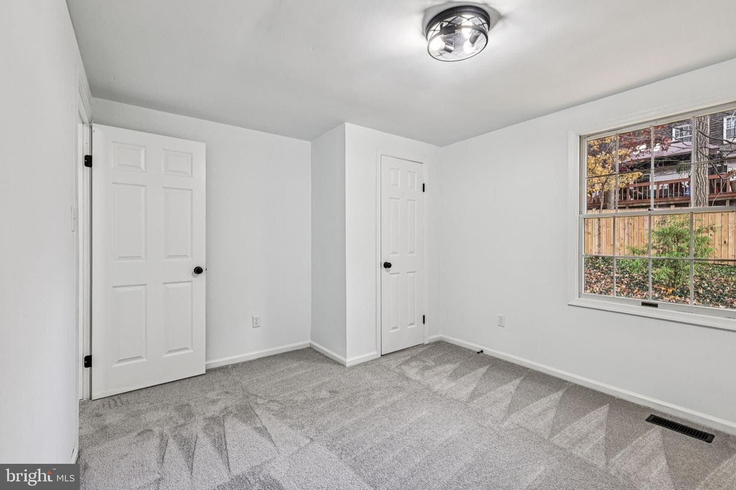 15331 Edgehill Drive photo 35