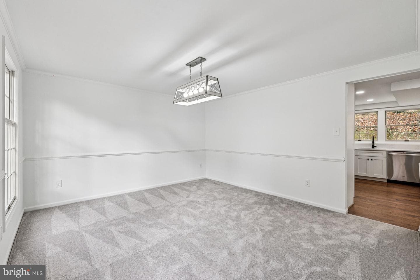 15331 Edgehill Drive photo 37
