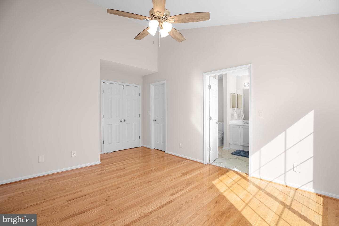 15469 Port Washington Court photo 13