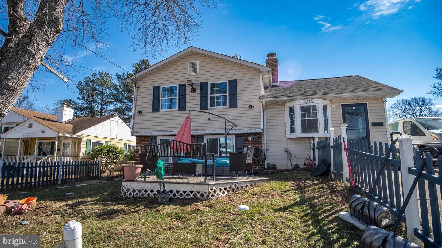 1411 Mary Street photo 3