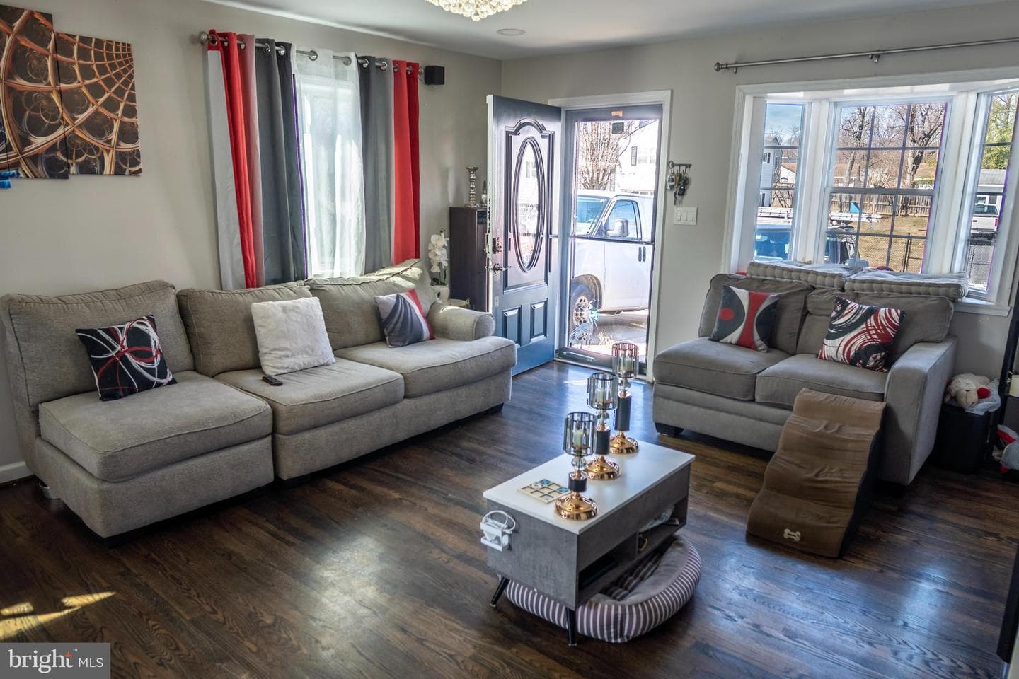1411 Mary Street photo 5