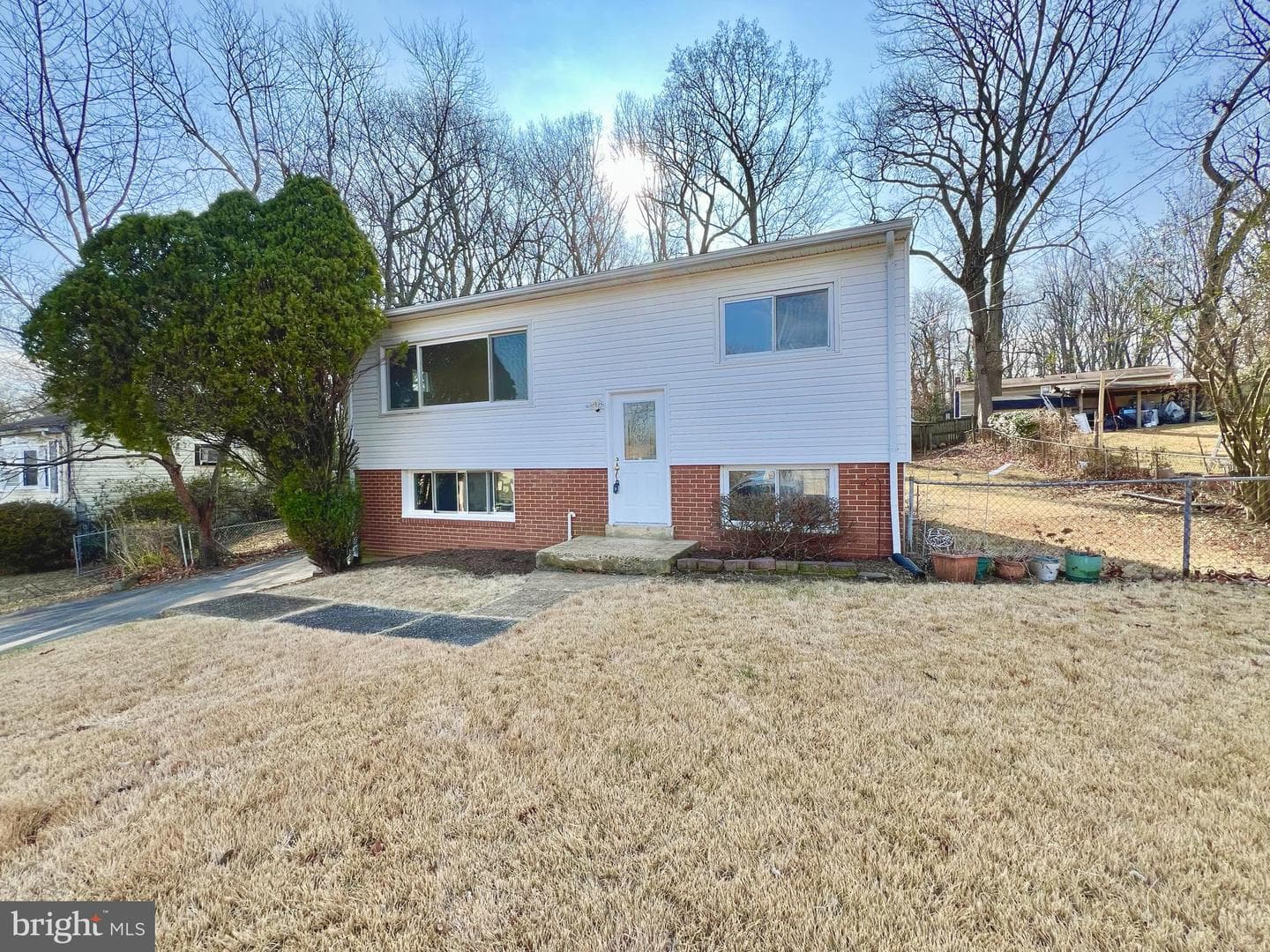 14416 Meridian Drive photo 1