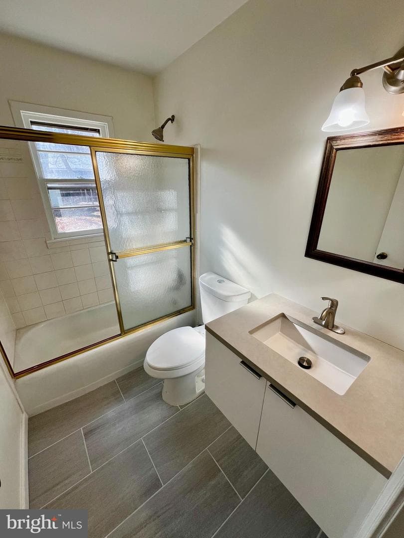 14416 Meridian Drive photo 6
