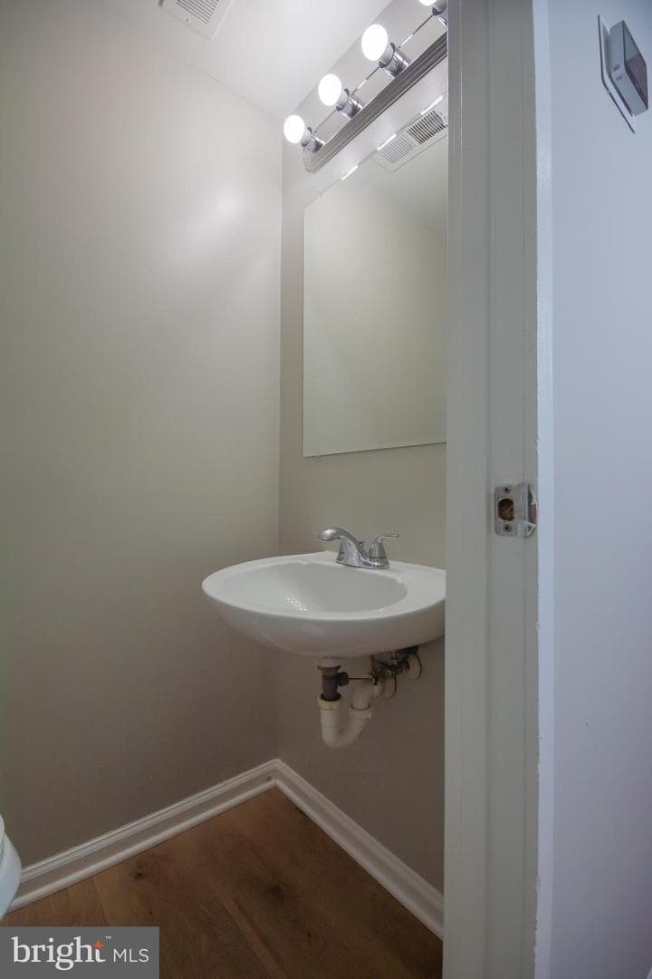 7518 Quail Run Lane photo 18