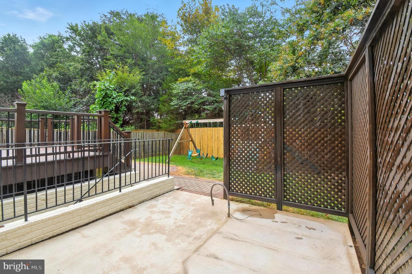 7821 Zeeland Place photo 36