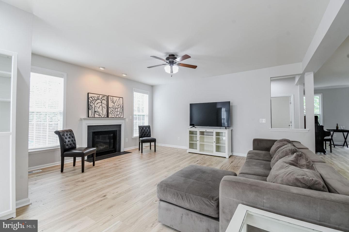 7821 Zeeland Place photo 4