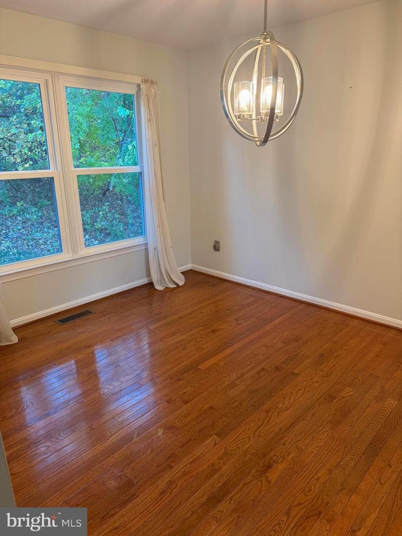 16068 Hayes Lane photo 4