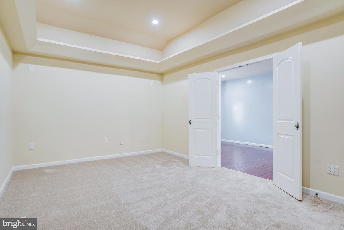 8513 Thomas Drive photo 23