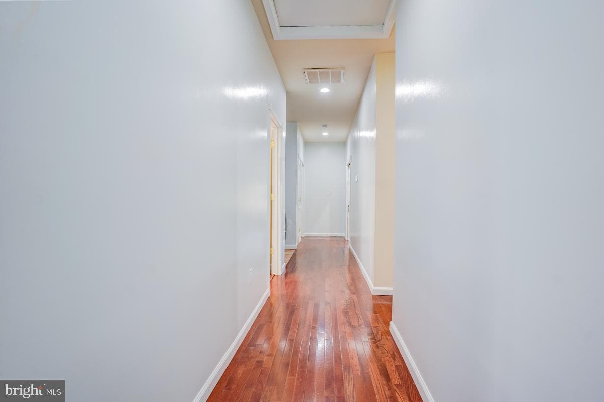 8513 Thomas Drive photo 25