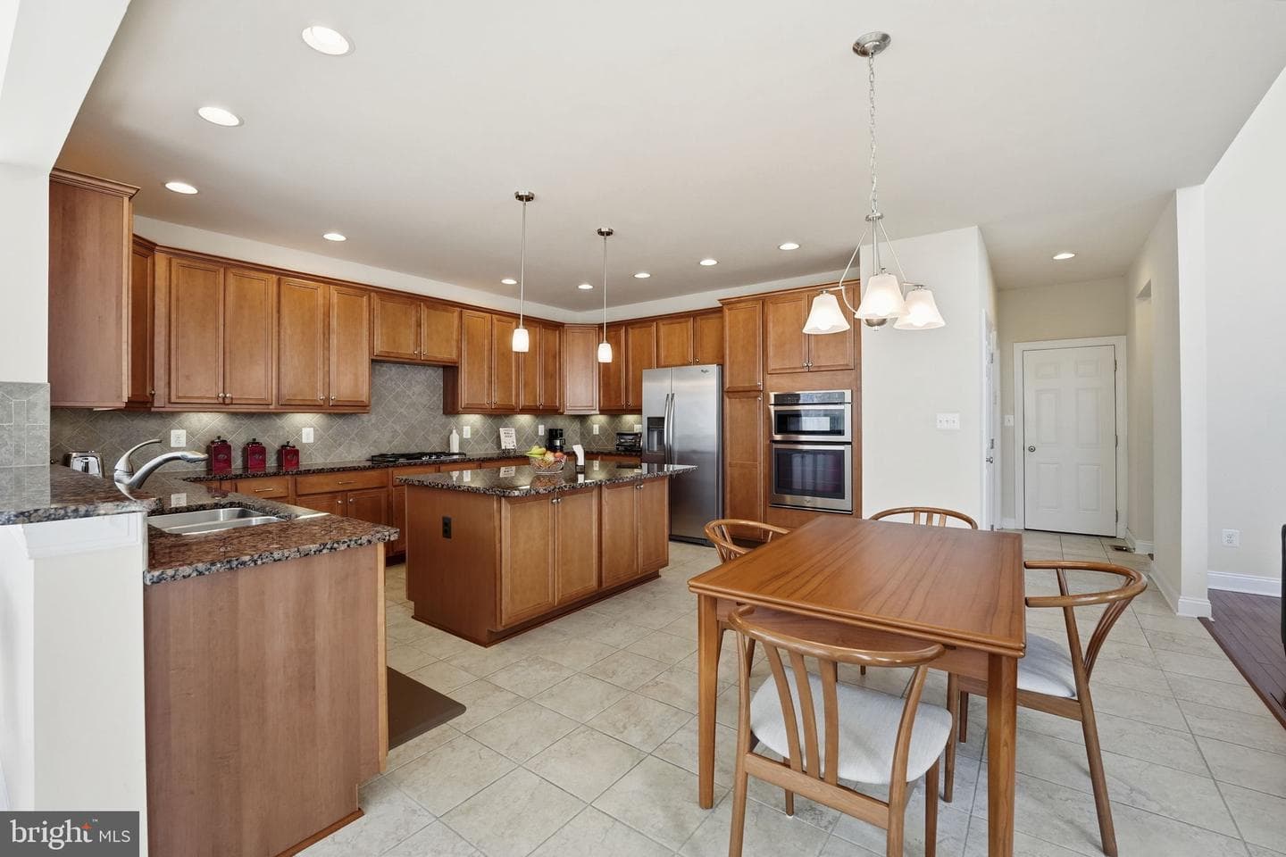 4605 Besselink Way photo 24