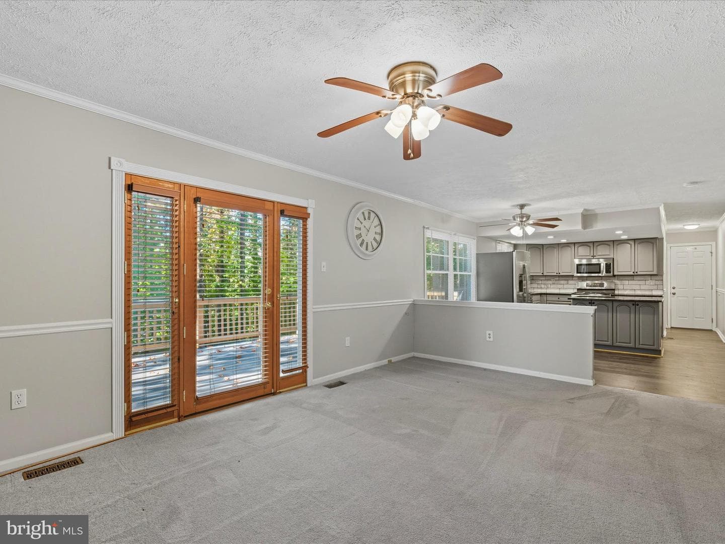 15084 Greenmount Drive photo 10