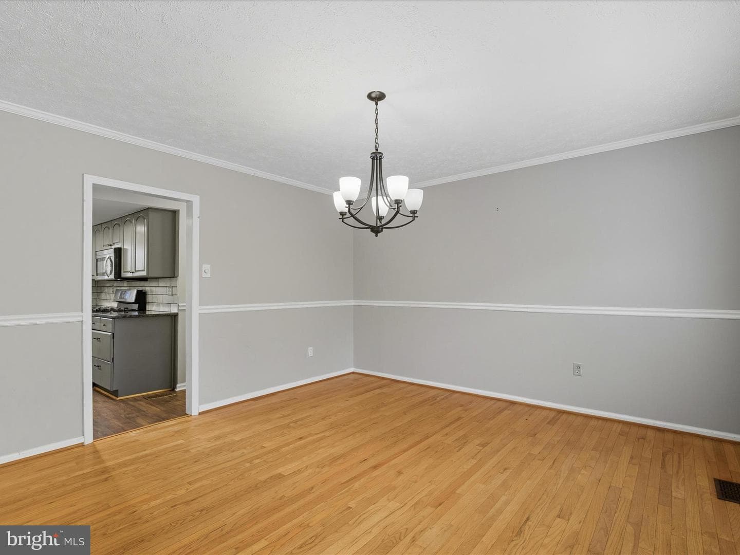 15084 Greenmount Drive photo 19