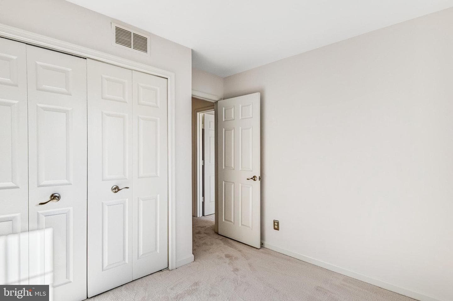 7937 Rebel Walk Drive photo 15
