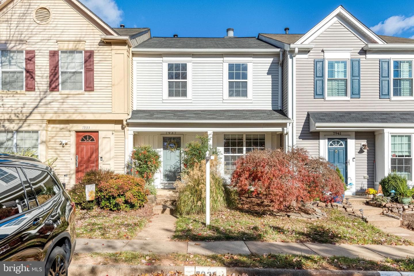 7937 Rebel Walk Drive photo 2