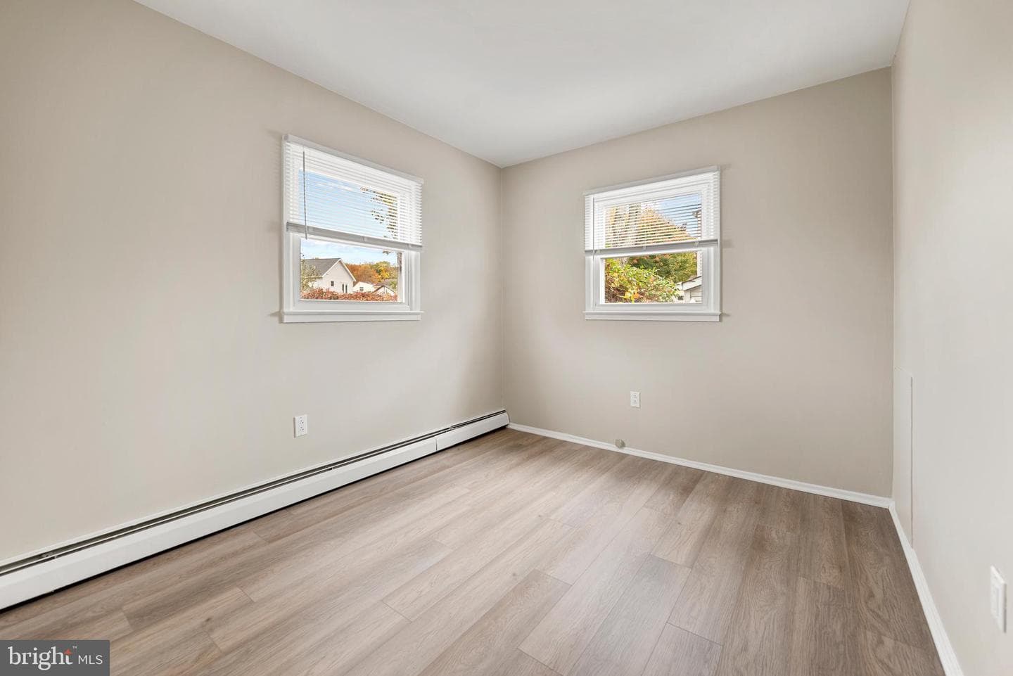 1259 Columbia Road photo 21