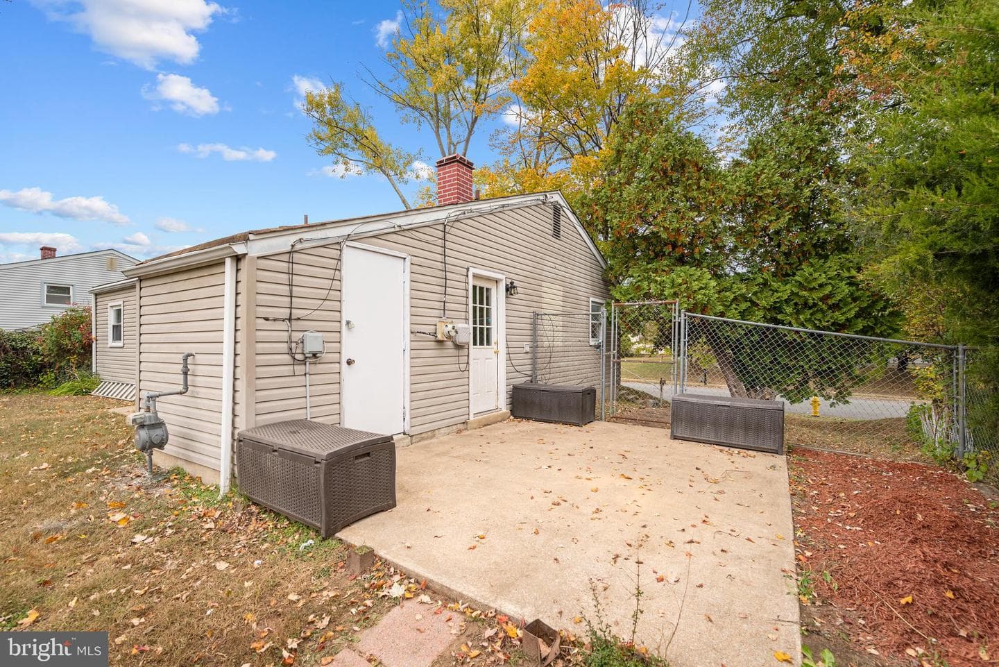 1259 Columbia Road photo 24