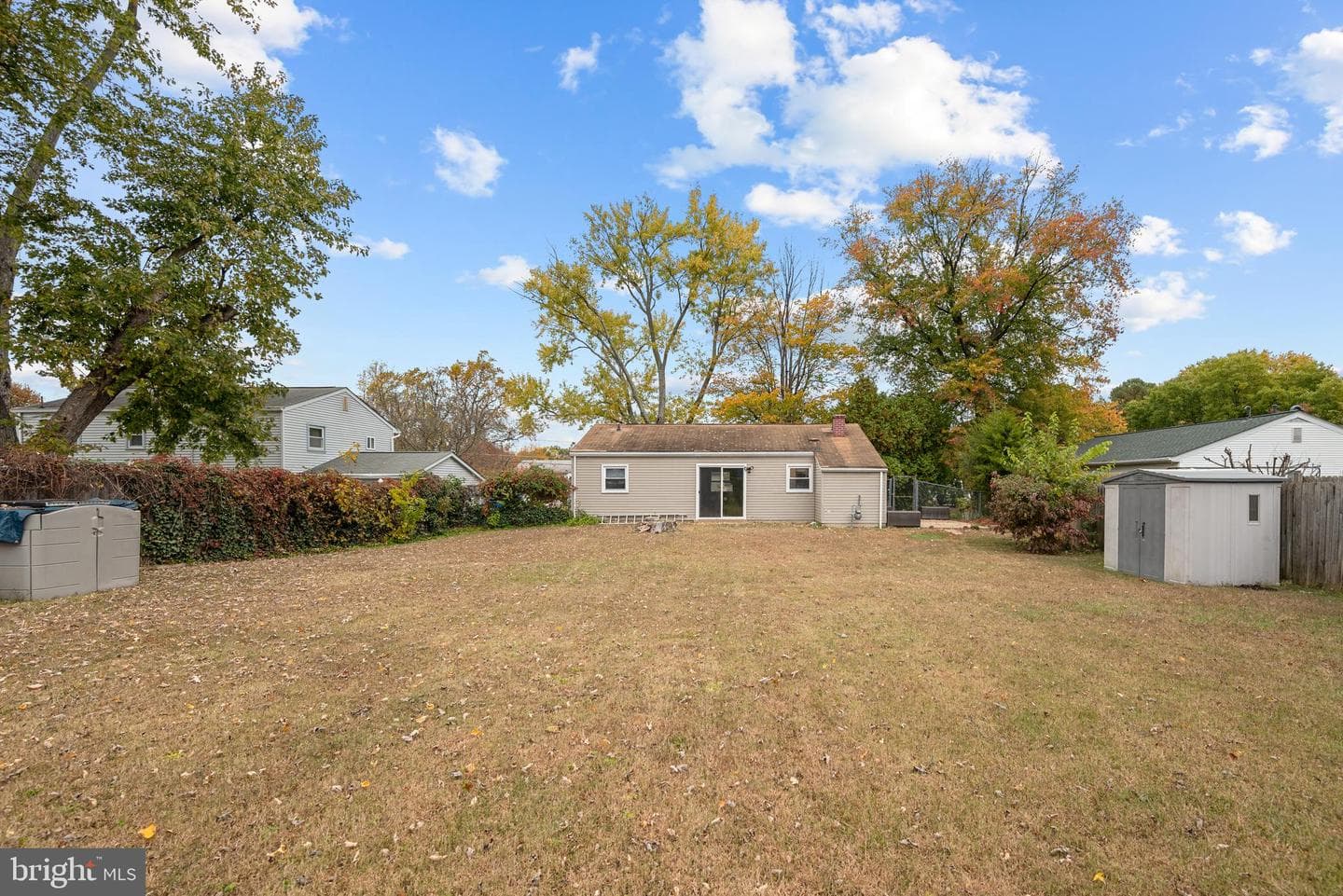 1259 Columbia Road photo 27