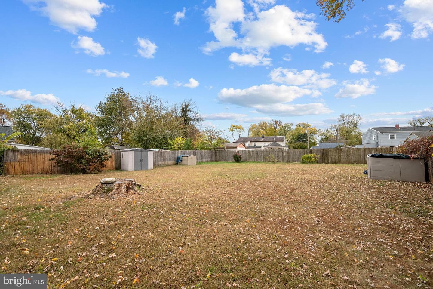 1259 Columbia Road photo 29